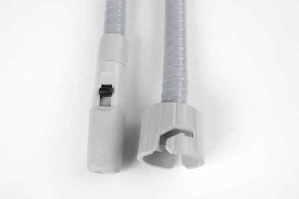 Speichelzieherschlauch komplett, Bildhintergrund hell